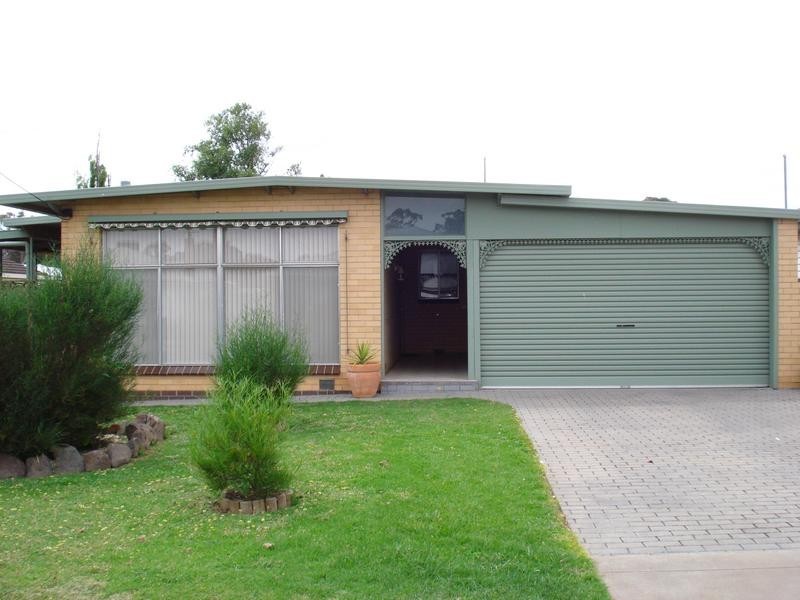 92 Park Road, Maryborough VIC 3465