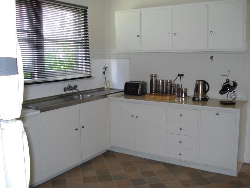 246 BROADWAY, Dunolly VIC 3472