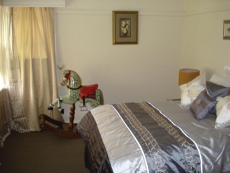 246 BROADWAY, Dunolly VIC 3472