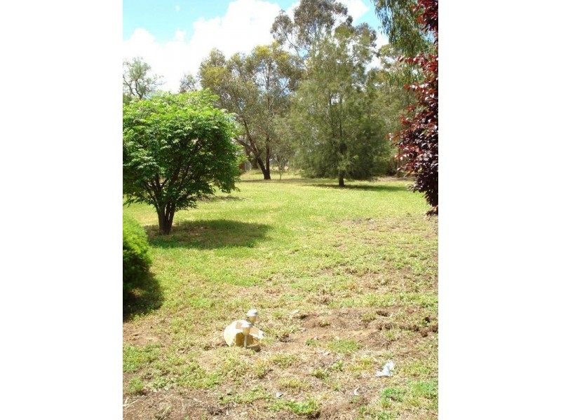 246 BROADWAY, Dunolly VIC 3472