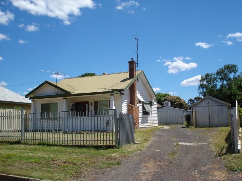 66 Majorca Road, Maryborough VIC 3465