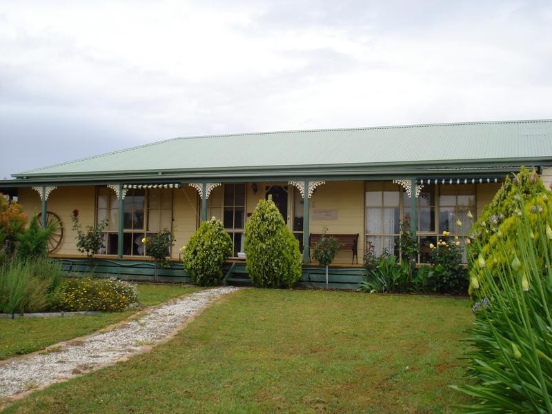 30 Grice Street, Carisbrook VIC 3464