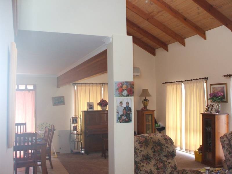 6 GHOST GUMS BOULEVARD, Maryborough VIC 3465