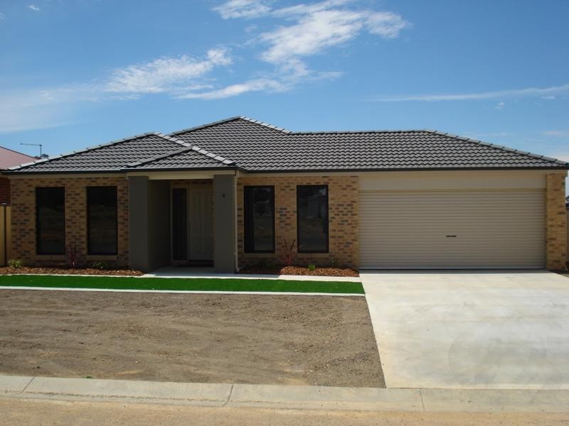 6 East Field Street, Maryborough VIC 3465