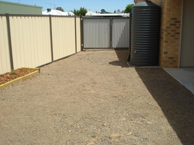 6 East Field Street, Maryborough VIC 3465