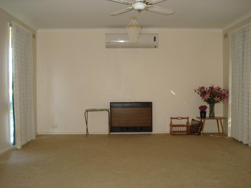 10 CRIMEA STREET, Maryborough VIC 3465