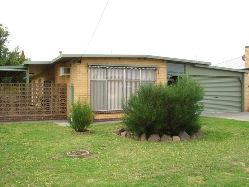 92 Park Road, Maryborough VIC 3465