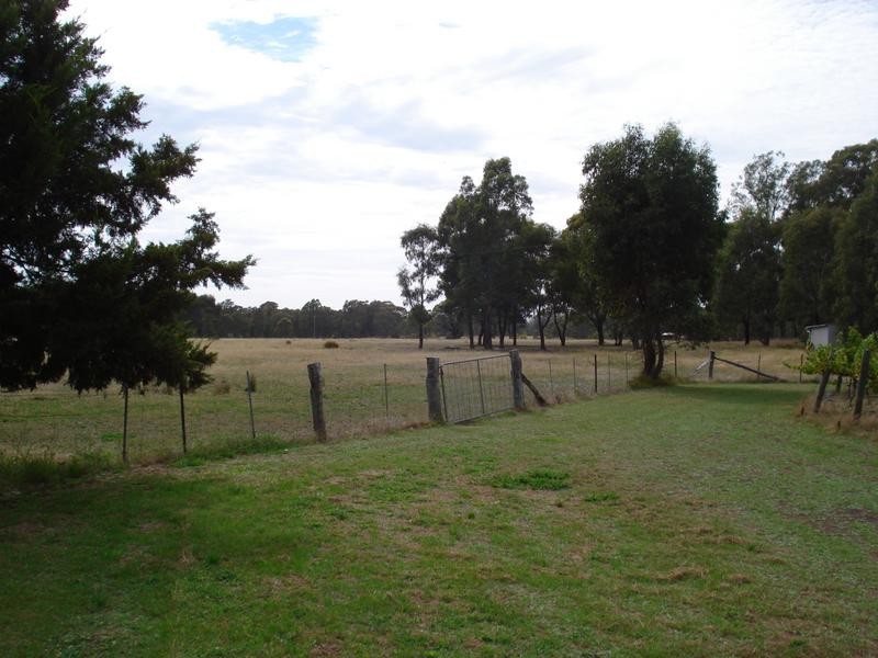 55 Collings Road, Amherst VIC 3371