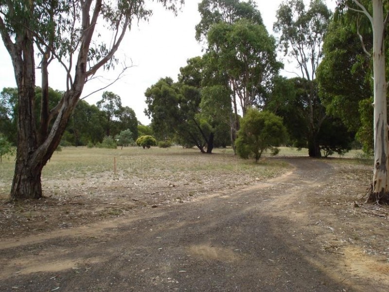 30 Churchill Court, Maryborough VIC 3465