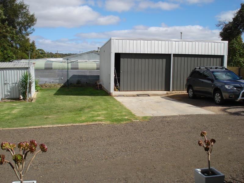 9 Logan Street, Maryborough VIC 3465
