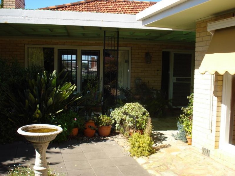 42 Barkly Street, Maryborough VIC 3465