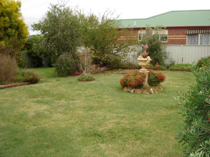 1/20 Dundas Road, Maryborough VIC 3465