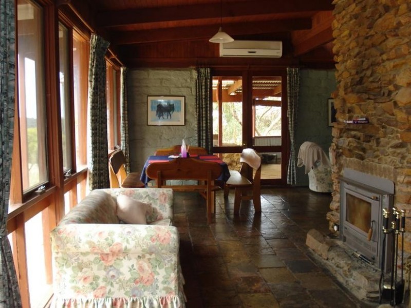 21 Mcdonalds Lane, Evansford VIC 3371