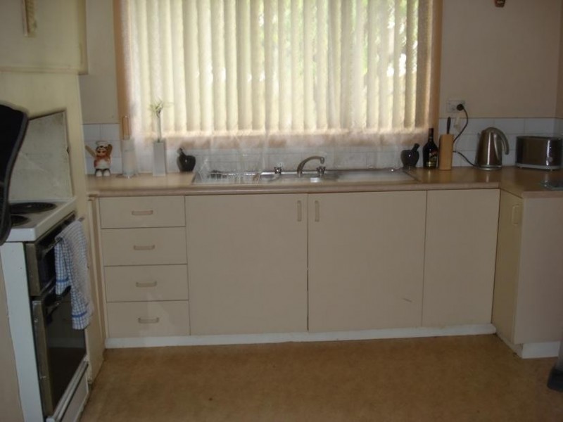 10 Brown Street, Maryborough VIC 3465