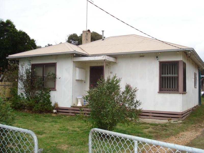 10 Brown Street, Maryborough VIC 3465