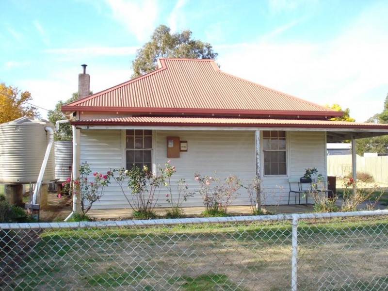 90 Barkly Street, Dunolly VIC 3472