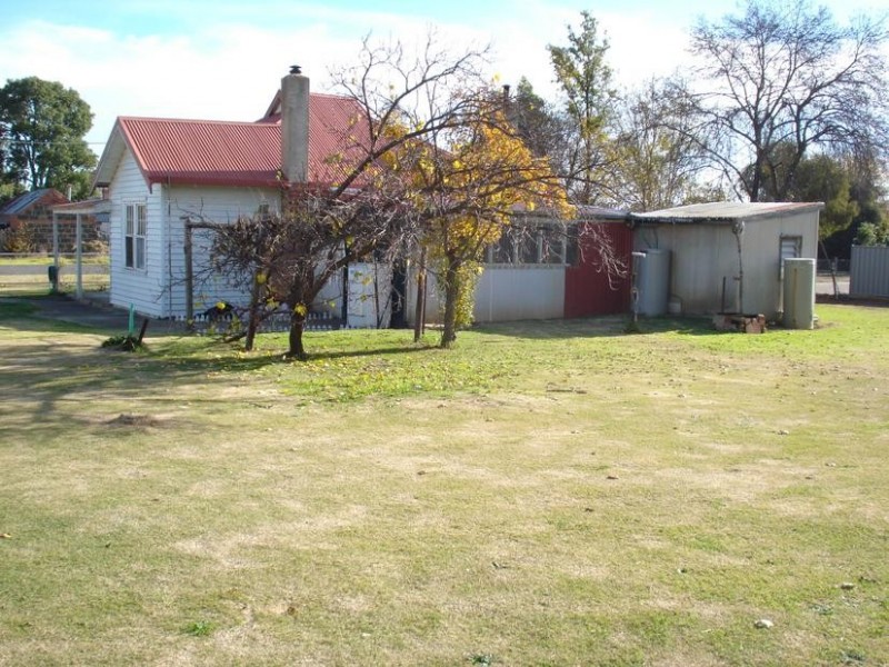 90 Barkly Street, Dunolly VIC 3472