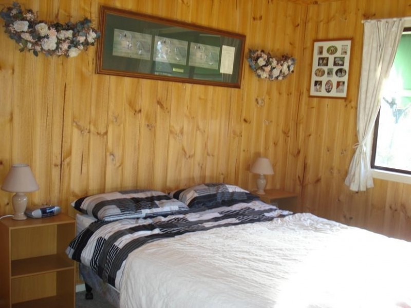 65 Lamplough Heights Road, Avoca VIC 3467