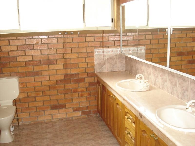 22 Bennetts Lane, Bet Bet VIC 3472