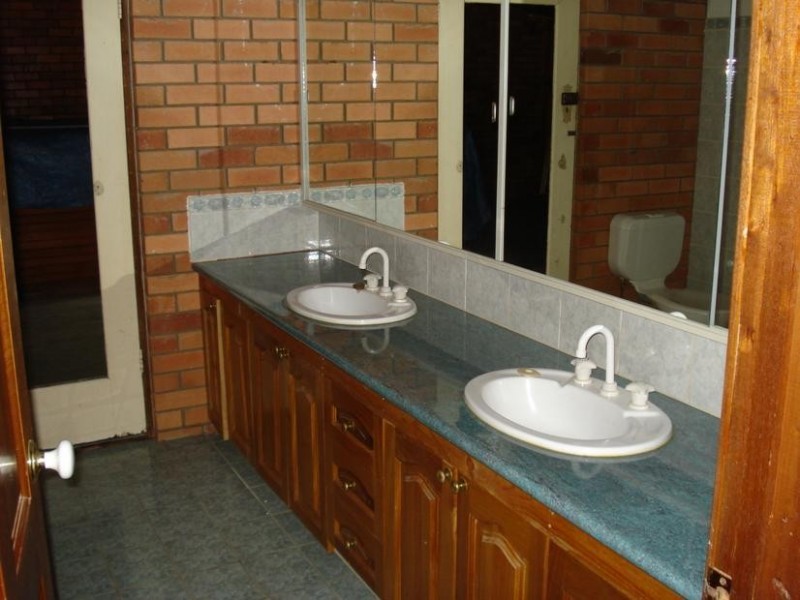 22 Bennetts Lane, Bet Bet VIC 3472