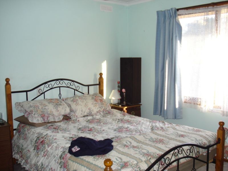 104 Queens Avenue, Maryborough VIC 3465