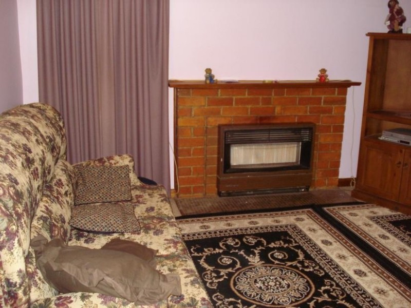 82 Park Road, Maryborough VIC 3465