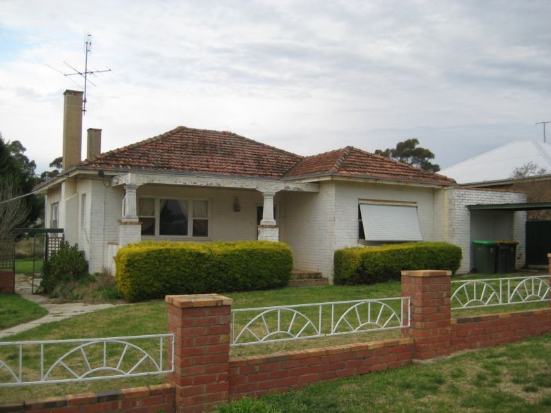 74 Boyce Street, Avoca VIC 3467