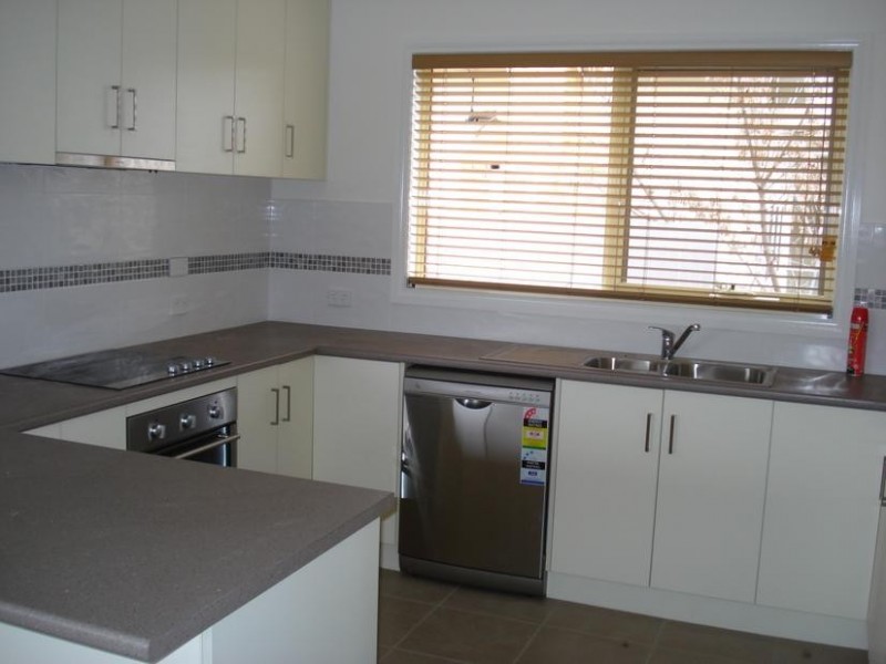 12 Sydney Avenue, Maryborough VIC 3465