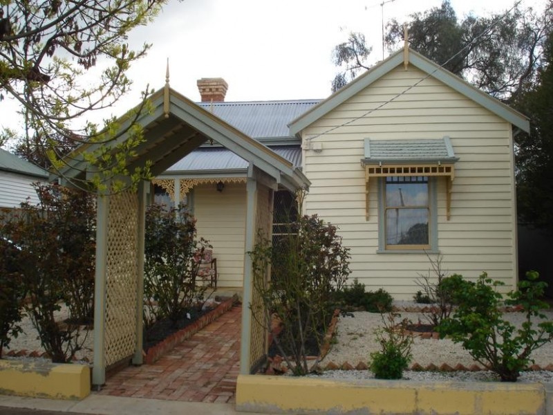 43 Claredon Street, Maryborough VIC 3465