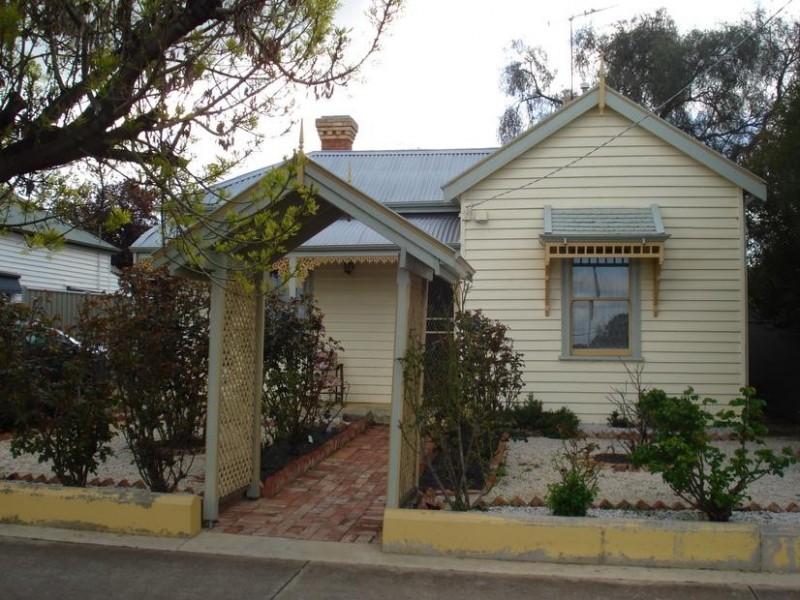 43 Claredon Street, Maryborough VIC 3465