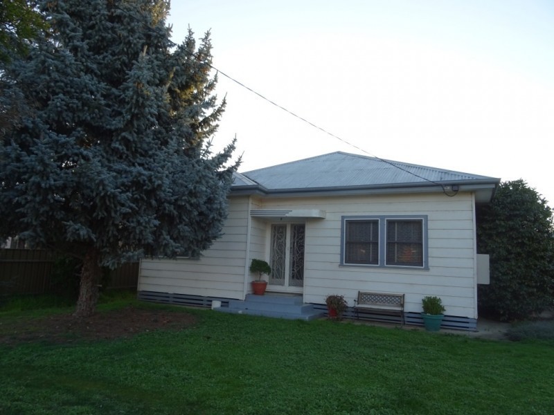 9 Napier Street, Maryborough VIC 3465