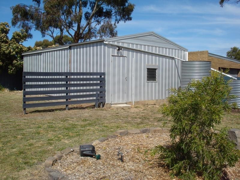 66 Golden Wattle Drive, Maryborough VIC 3465