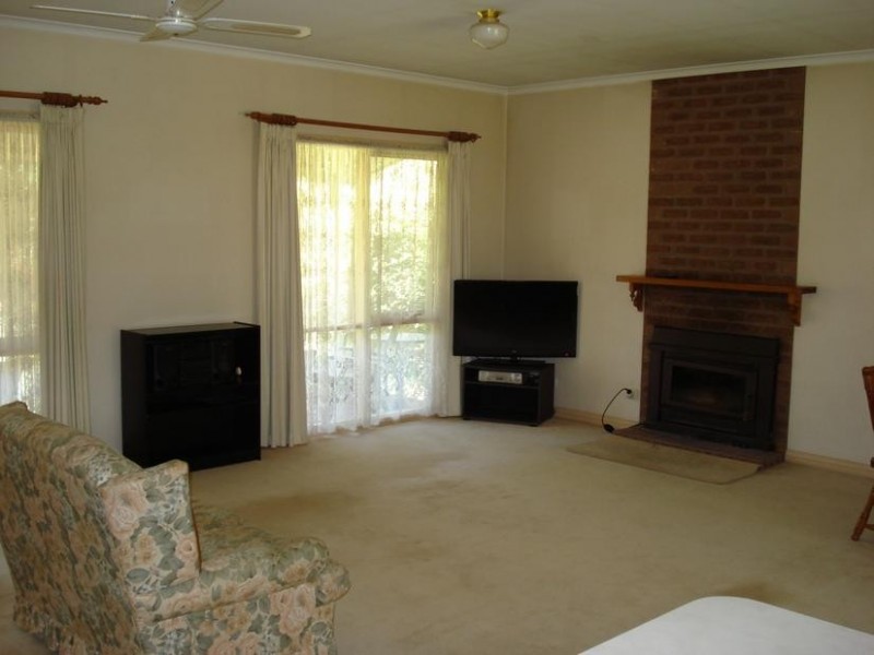 75 Gladstone Street TARNAGULLA, Dunolly VIC 3472