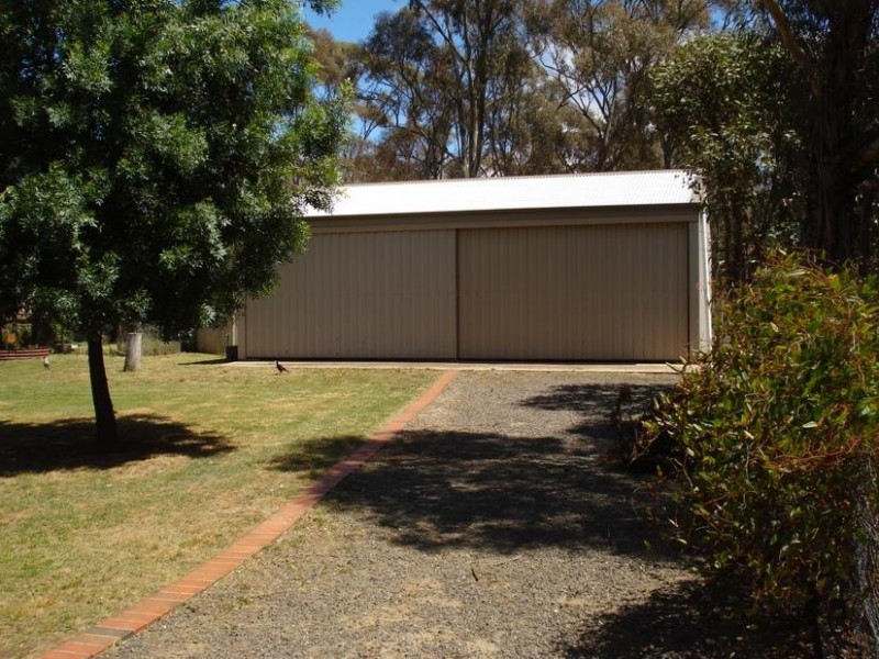 75 Gladstone Street TARNAGULLA, Dunolly VIC 3472