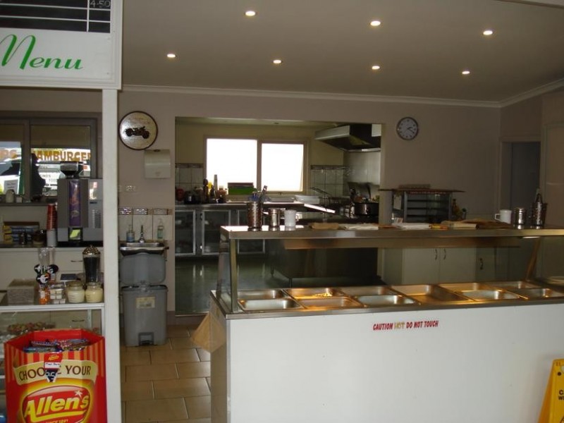 32 Victoria Street CARISBROOK, Maryborough VIC 3465