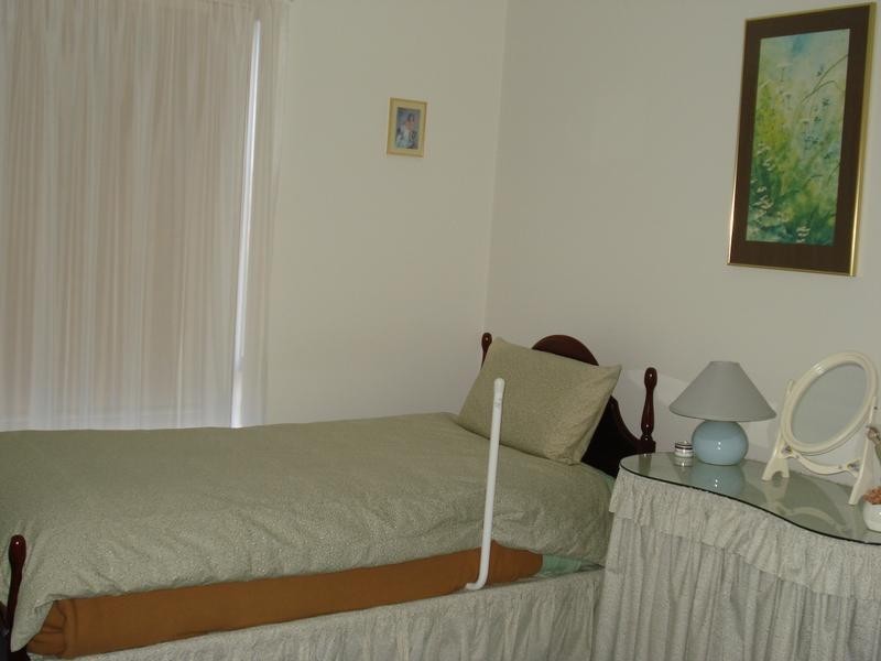 1/2 Dundas Road, Maryborough VIC 3465