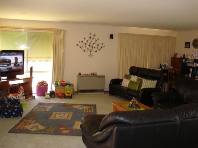 169 Balaclava Road, Maryborough VIC 3465