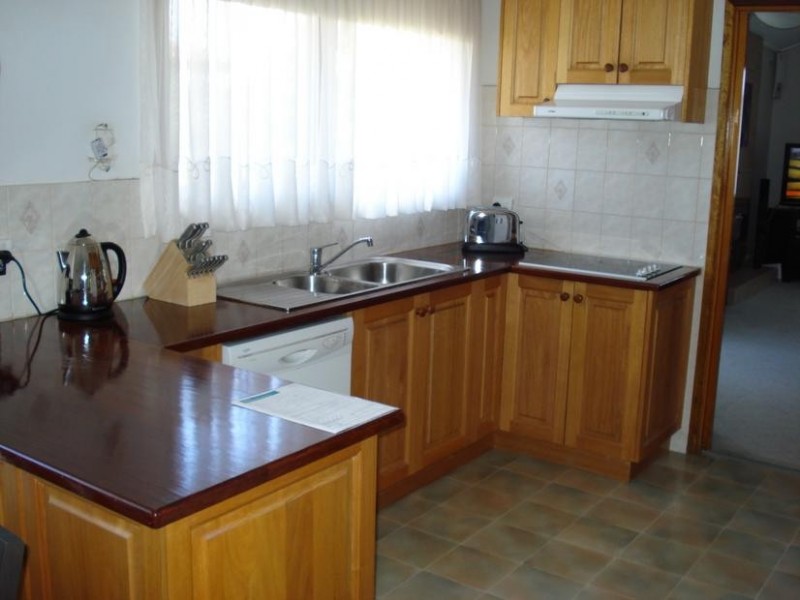 16 Bryant Street, Maryborough VIC 3465