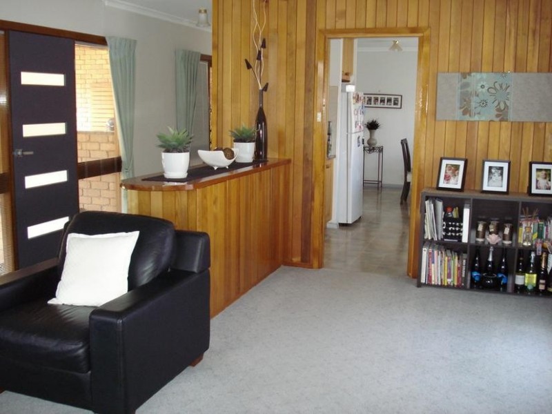 16 Bryant Street, Maryborough VIC 3465