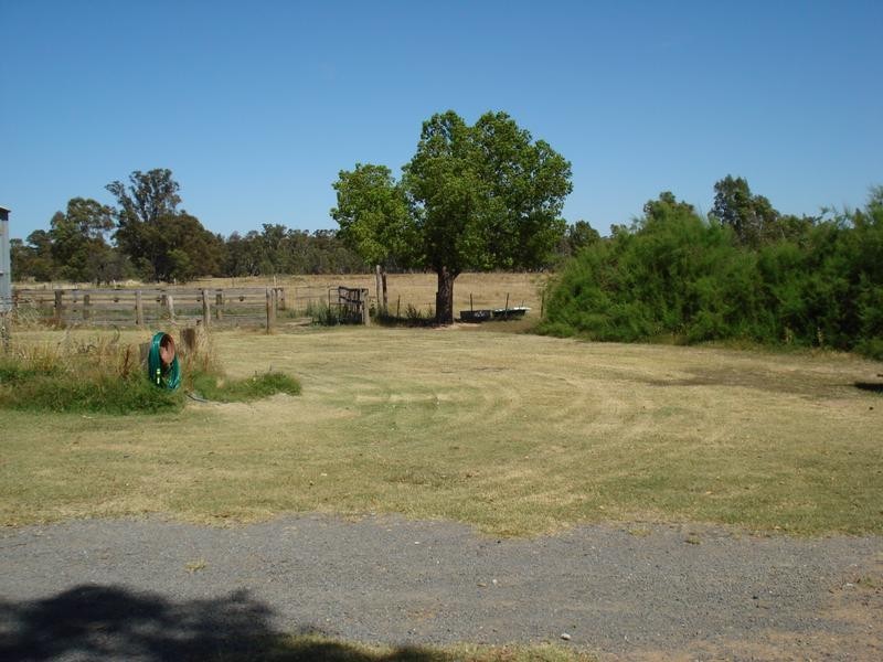 40 Bet Bet – Mt Hoogly Road, Bet Bet VIC 3472