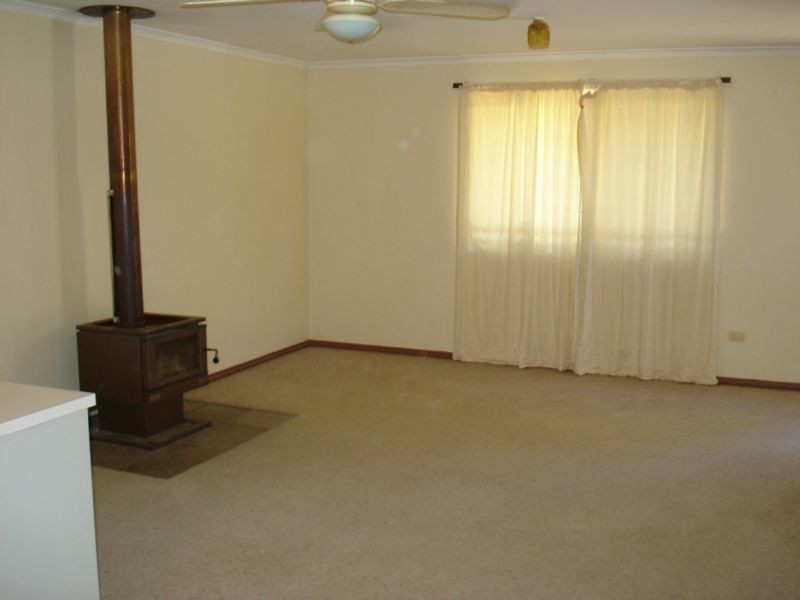 90 MOLIAGUL DRIVE, Moliagul VIC 3472