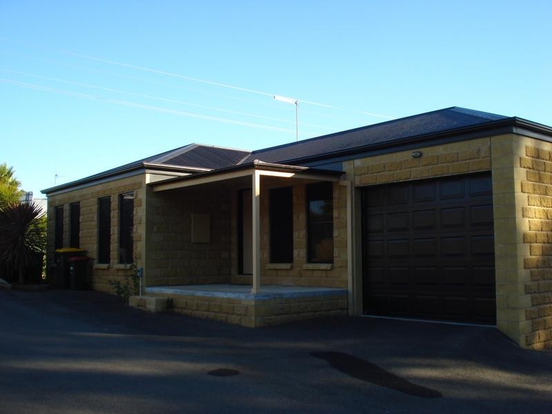 1/194 Gladstone Street, Maryborough VIC 3465