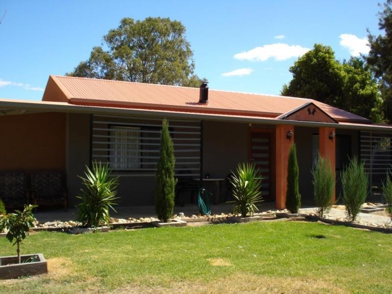 79 Navarre Street, Redbank VIC 3478