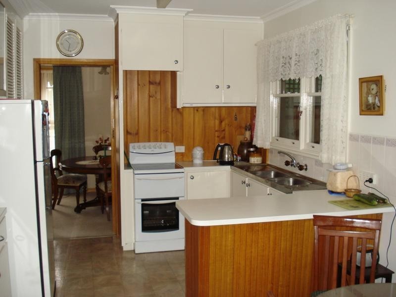 2 Laidlaw Street, Maryborough VIC 3465