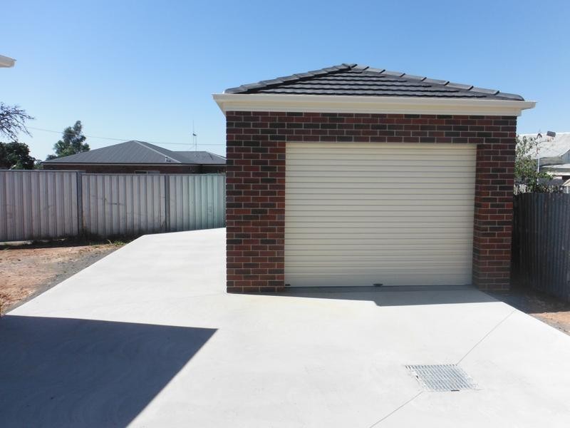 6A Pekin Road, Maryborough VIC 3465