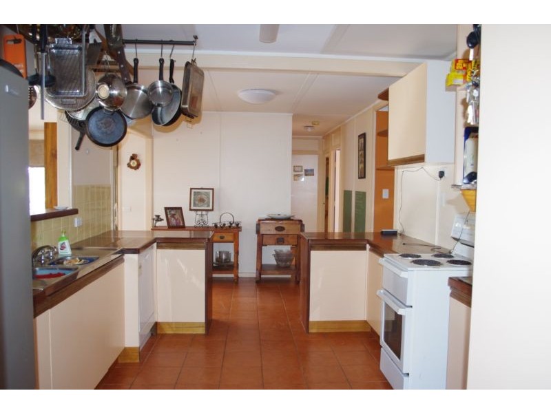 2 Hall Road, Alma VIC 3465