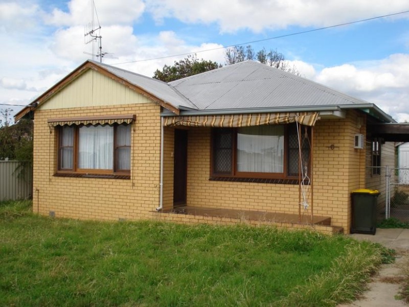 6 Hope Street, Maryborough VIC 3465