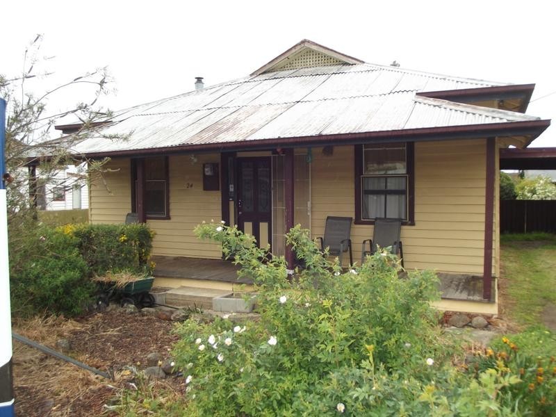 24 Raglan Street, Maryborough VIC 3465