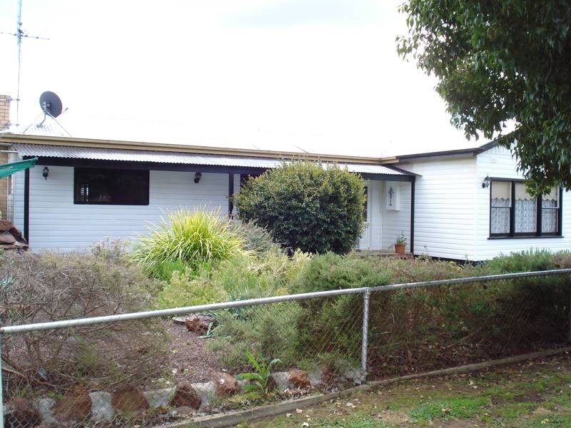 20 TWEEDALE STREET, Dunolly VIC 3472