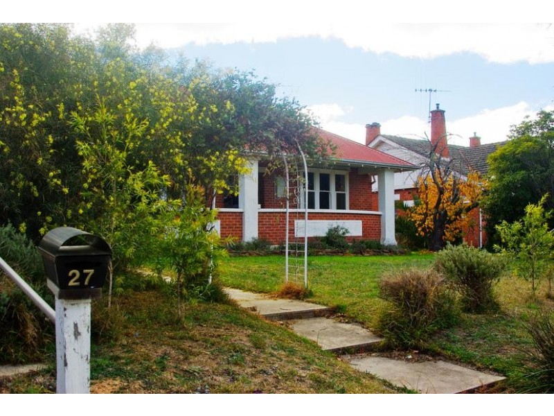 27 Barkly Street, Maryborough VIC 3465